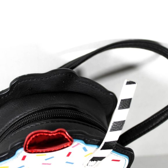 NWOT Retro Inspired Milkshake Cross Body Shoulder Bag Purse - Picture 4 of 9